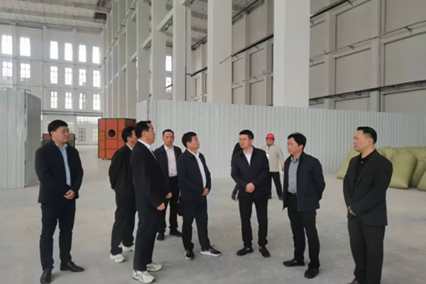 Zhao Luo, Secretary of Shucheng County Committee, visited and guided Anhui Xingbao Down Technology Co., Ltd